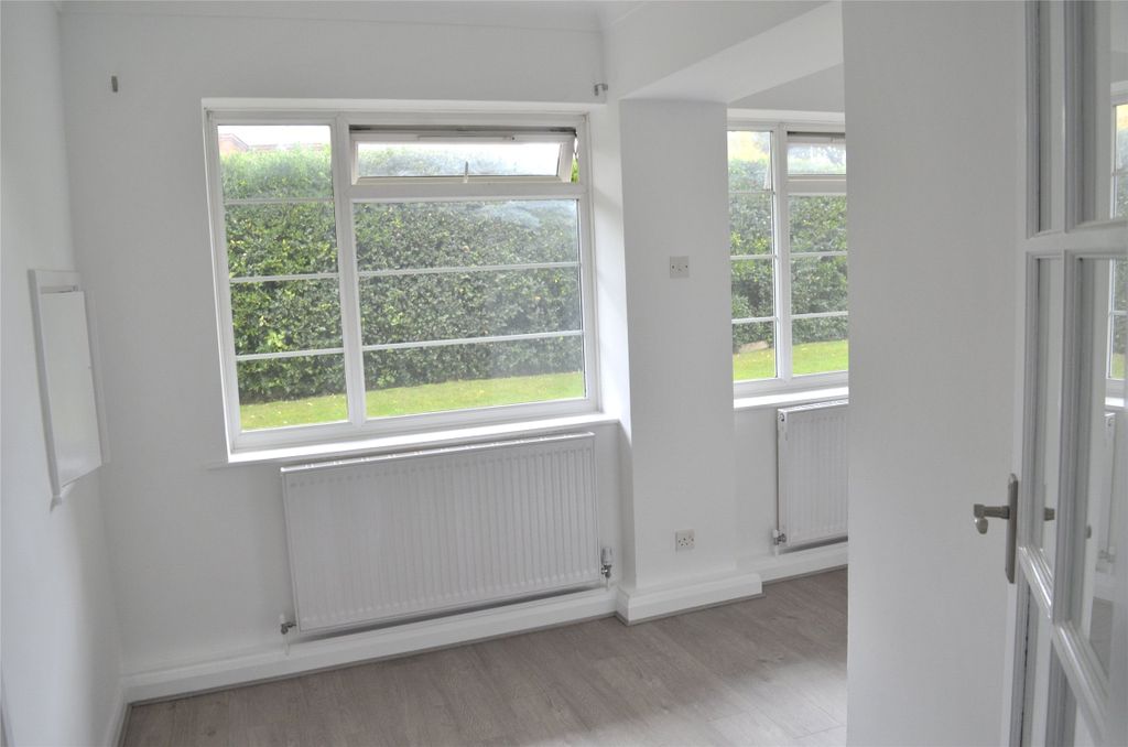 Property photo 3 of 20 Picture No. 14