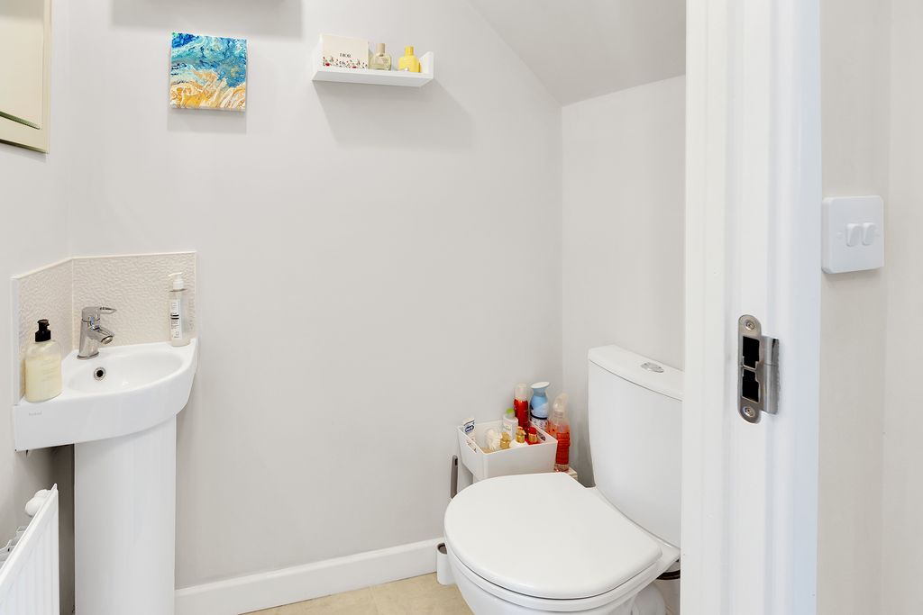 Property photo 3 of 10