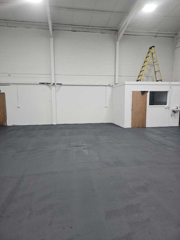 Property photo 3 of 4