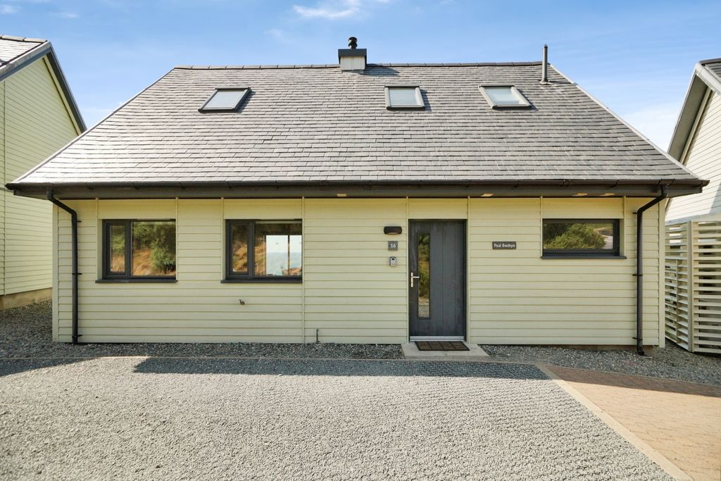 Property photo 1 of 20 Pbox-Img.Jpg