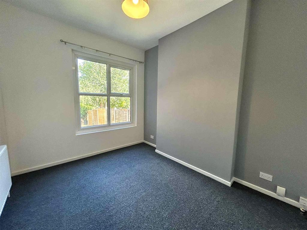 Property photo 2 of 15 F176d616-2436-4890-90Bf-8d9556De311c.Jpg