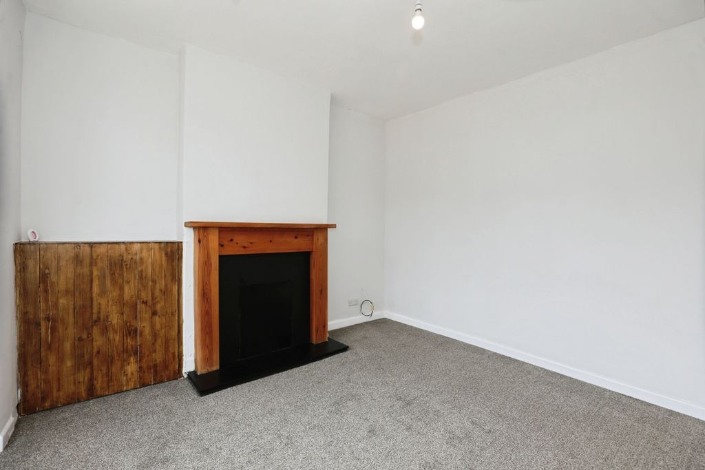 Property photo 3 of 19 Pbox-Img.Jpg