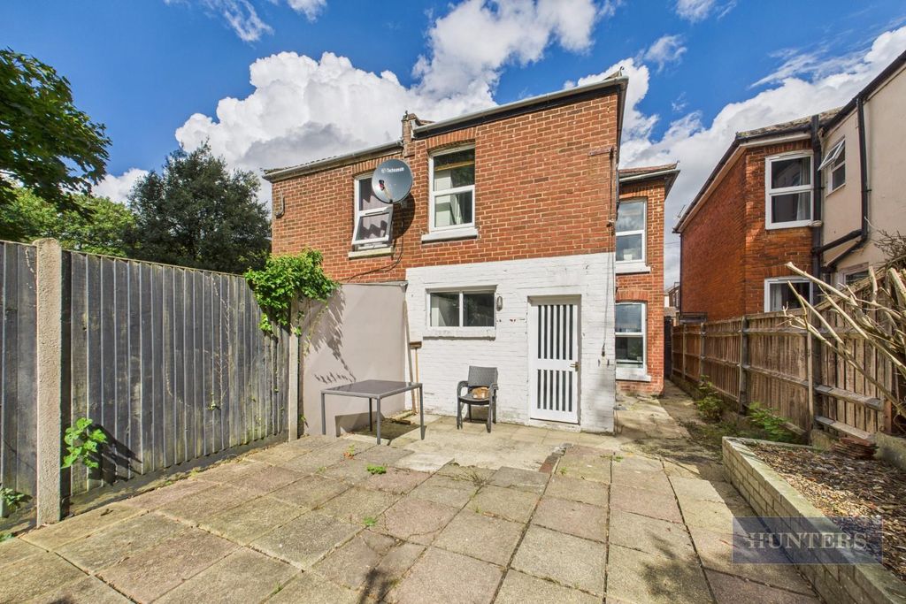 Property photo 1 of 12 Cam05152G0-Pr0226-Still011.Jpg