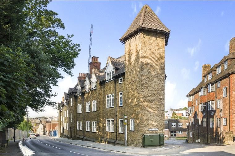 Property photo 1 of 1