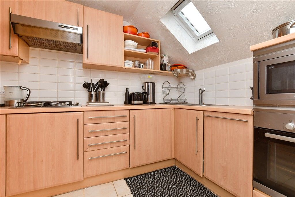 Property photo 2 of 16 Kitchen