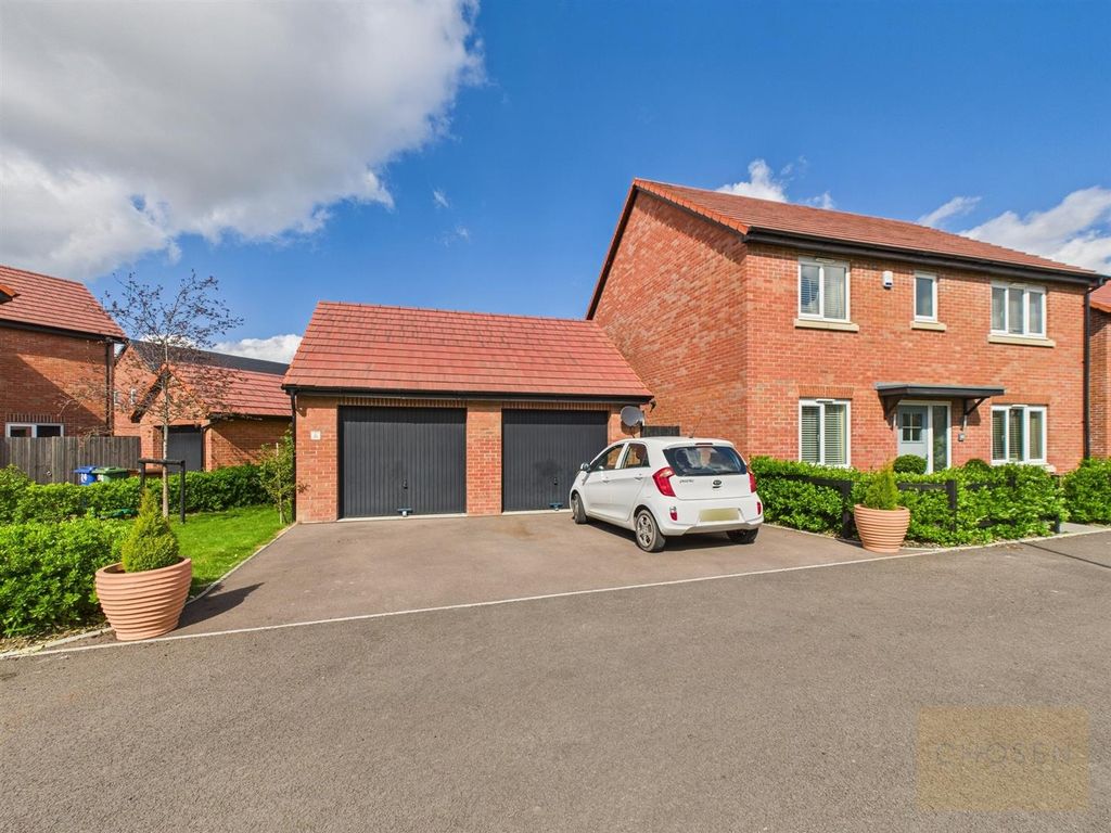 Property photo 1 of 21