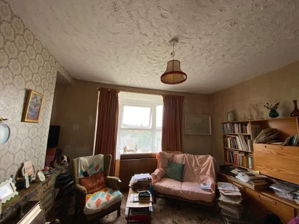 Property photo 3 of 9