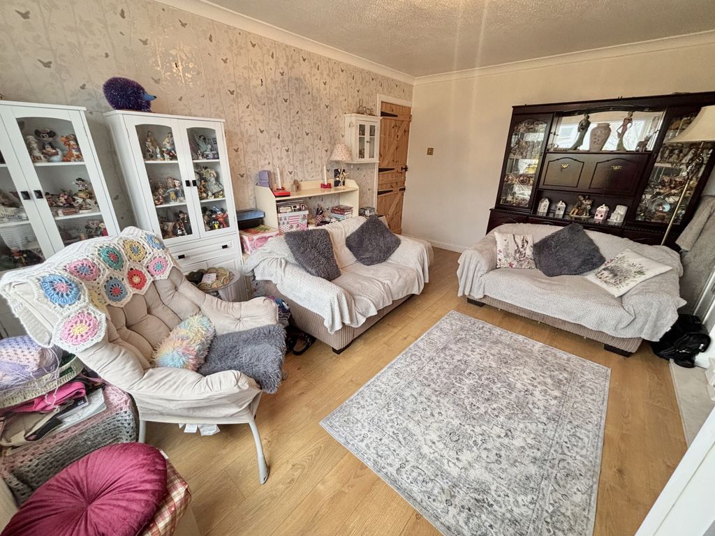 Property photo 3 of 22