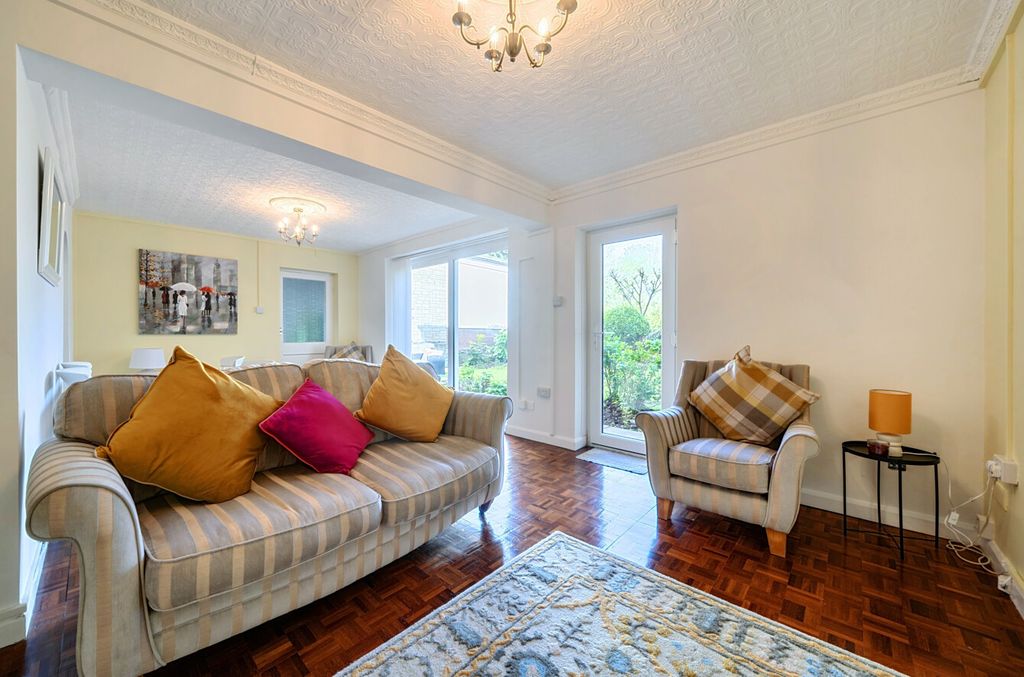 Property photo 3 of 23 1439225-4-69d6809...