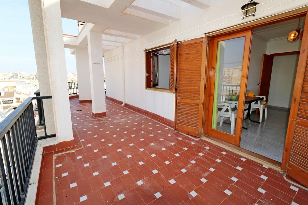 Property photo 1 of 39