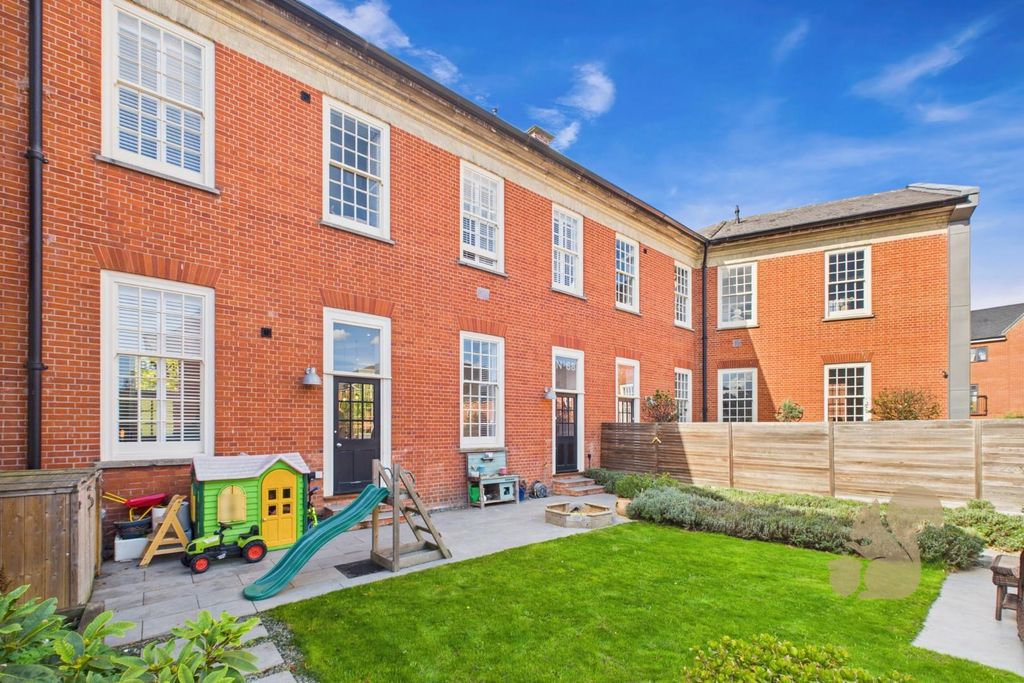 Property photo 1 of 22 Cam01659G0-Pr0604-Still023.Jpg