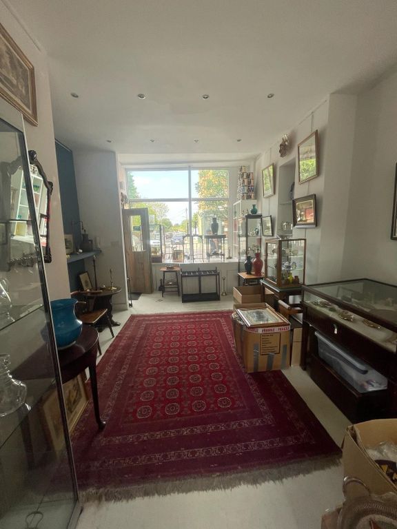Property photo 3 of 4