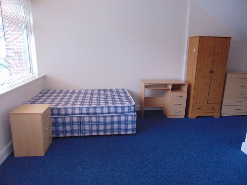 Property photo 2 of 3