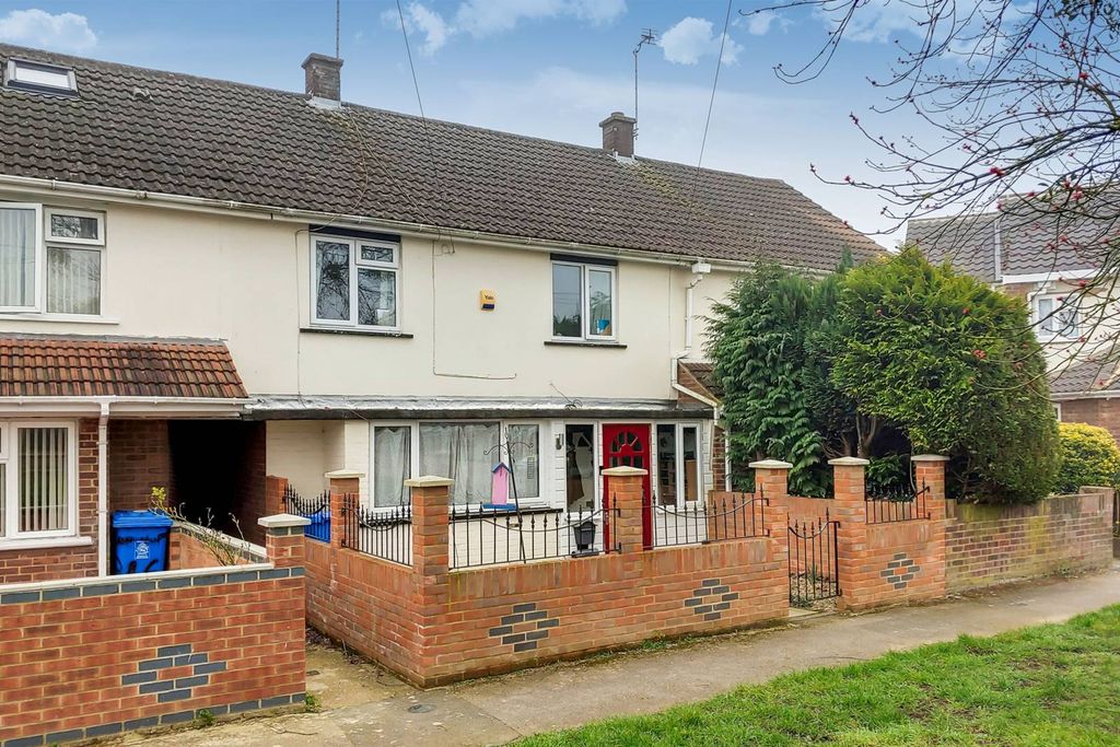 Property photo 1 of 19