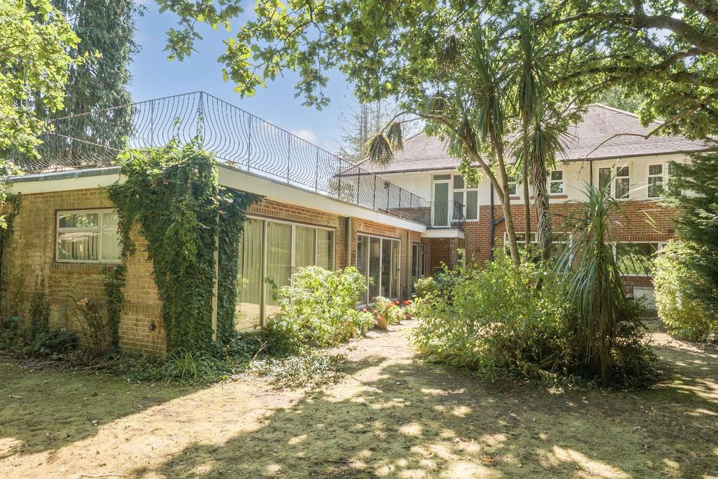 Property photo 3 of 22