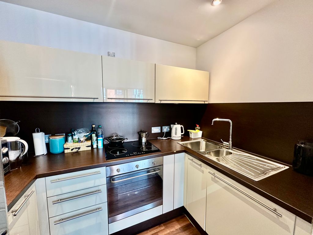 Property photo 3 of 17 Img_4230