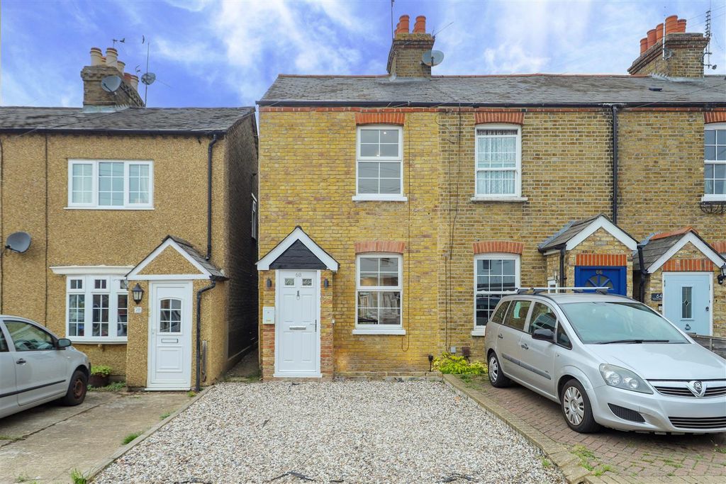 Property photo 1 of 21 External