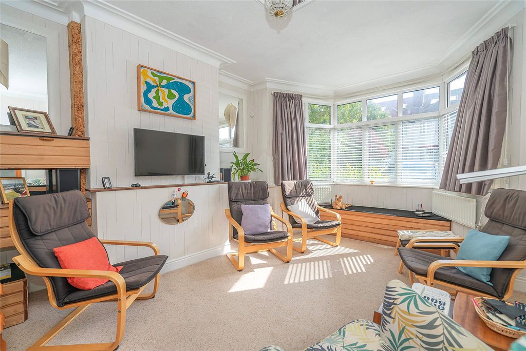 Property photo 3 of 16 Front Reception A