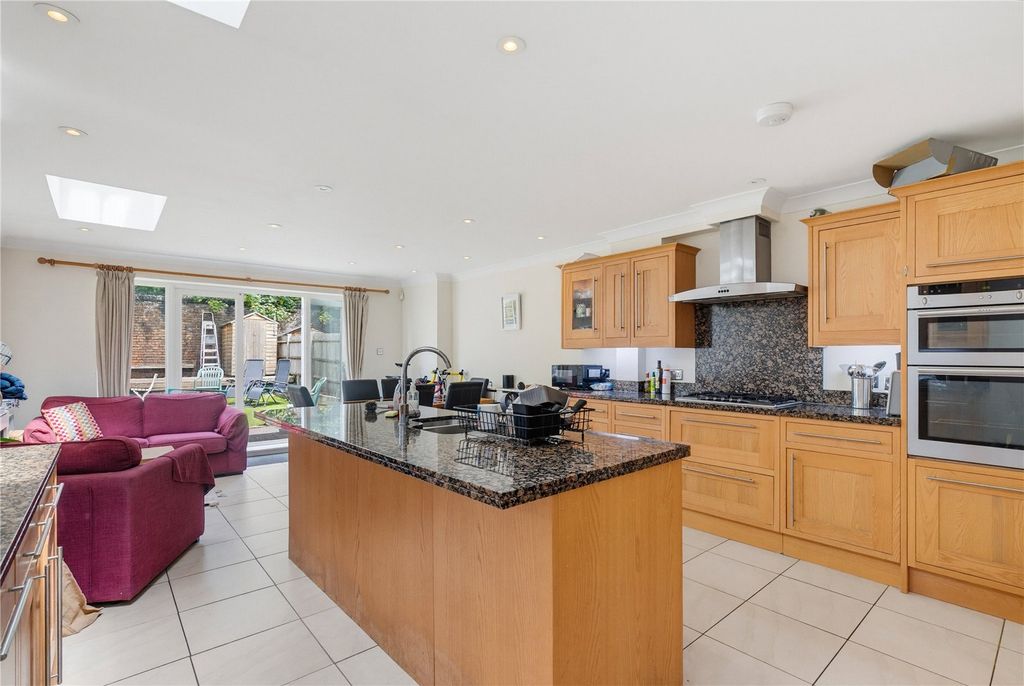 Property photo 3 of 14 Picture No. 24