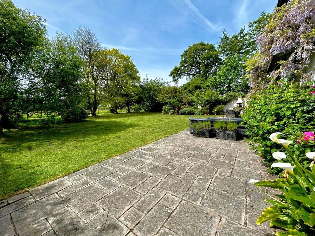 Property photo 3 of 33 Picture No. 43