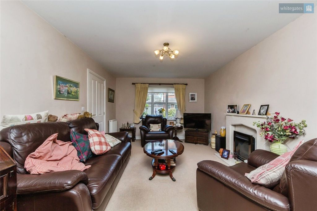 Property photo 3 of 17 Picture No. 14