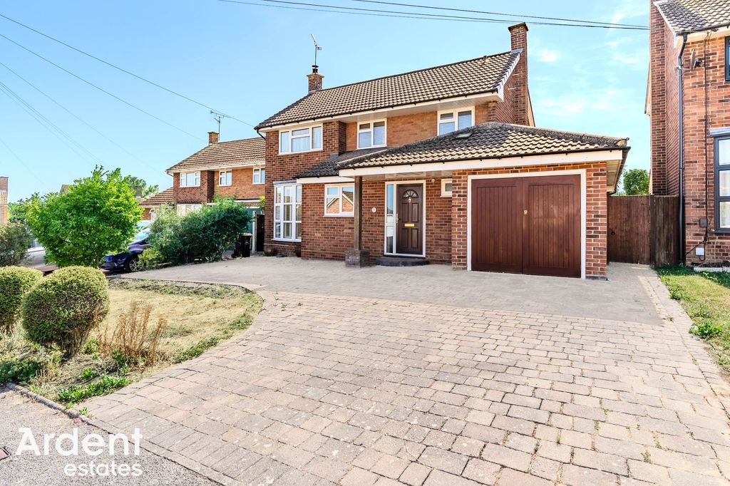 Property photo 1 of 35