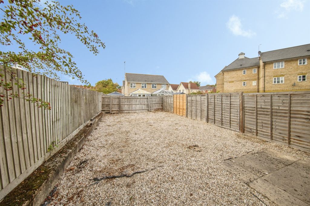 Property photo 2 of 15