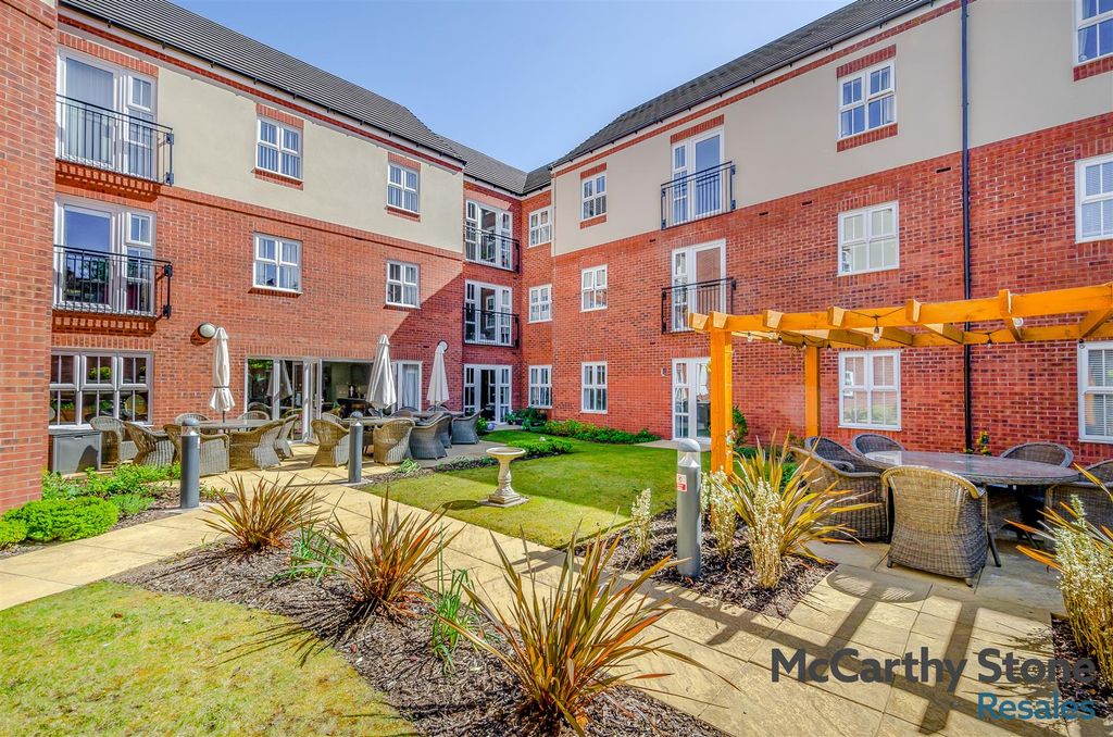 Property photo 1 of 31 8689857-Exterior01.Jpg