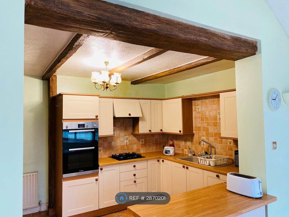 Property photo 2 of 29 Kitchen - Pic 2