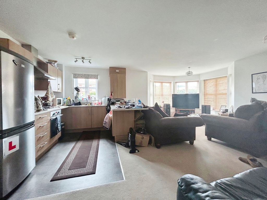 Property photo 3 of 7 807Ad581-Img_0260
