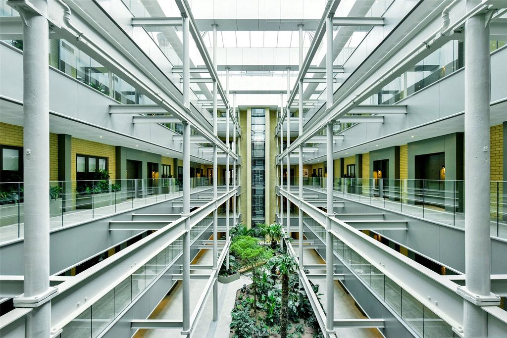 Property photo 2 of 11 Atrium