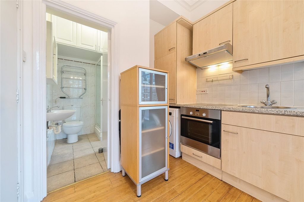 Property photo 3 of 9 Picture No. 05