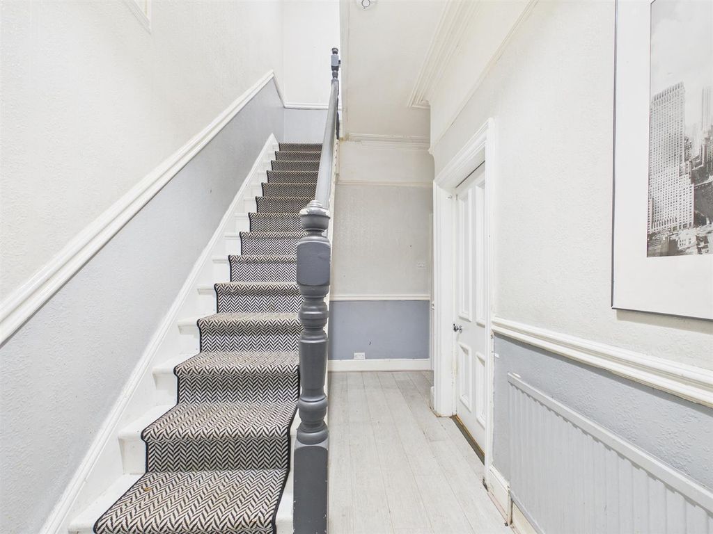 Property photo 2 of 37 Cam03604G0-Pr0249-Still001.Jpg