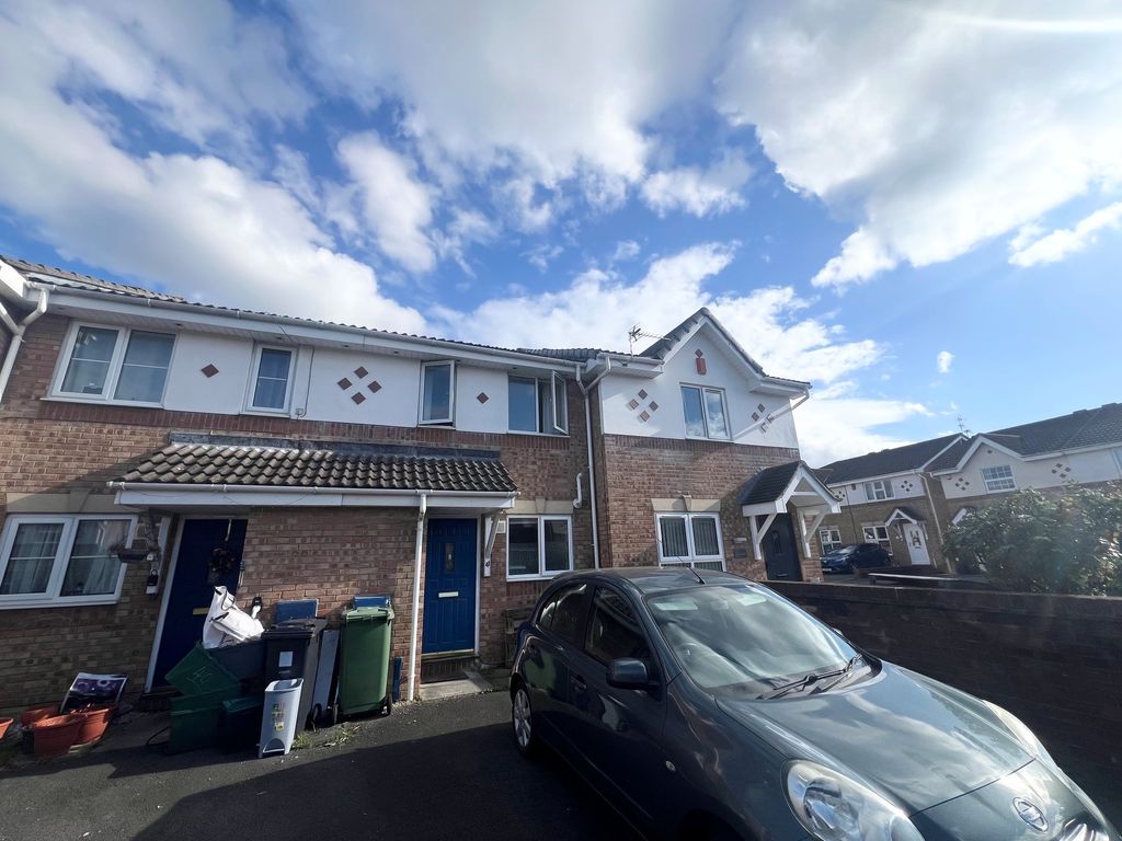 Property photo 1 of 11