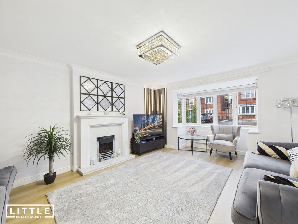 Property photo 2 of 42 Photo 6