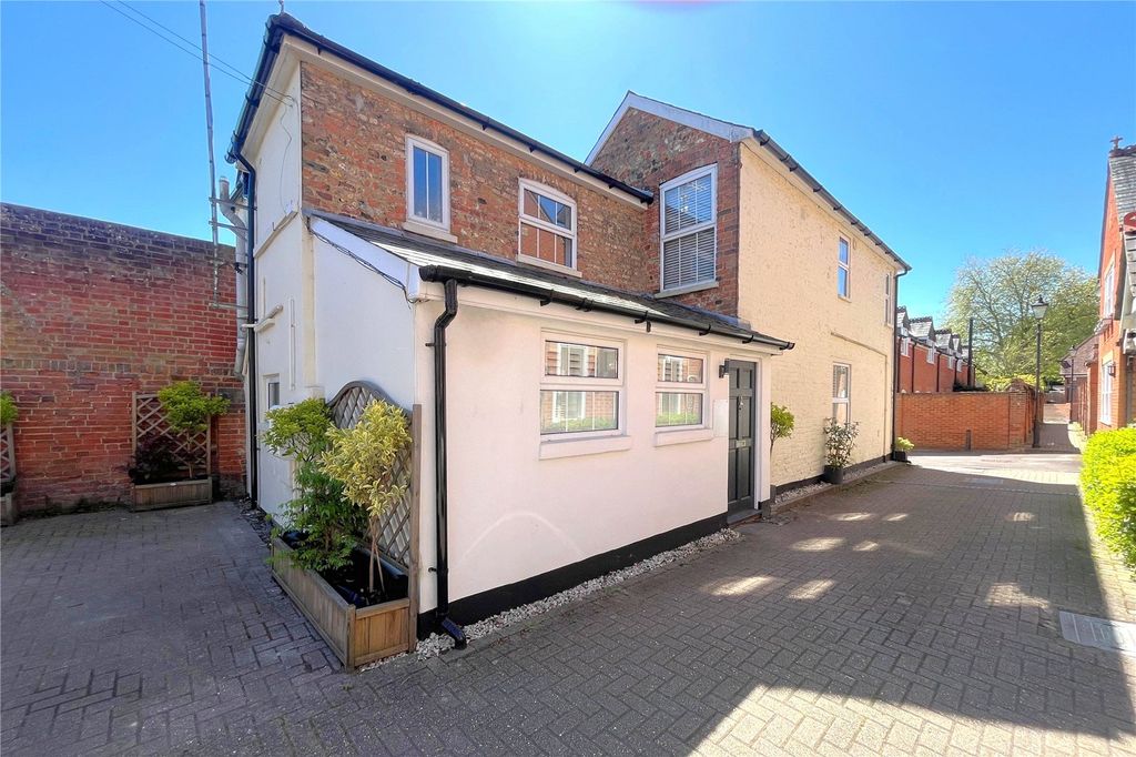 Property photo 2 of 12 Picture No. 16