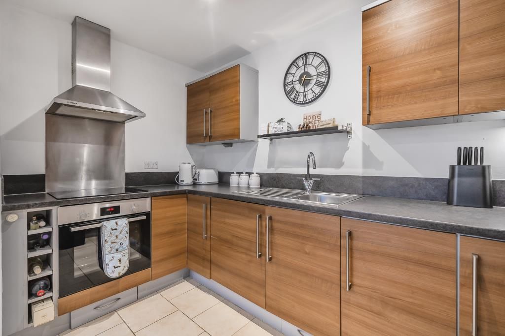 Property photo 2 of 13 Kitchen