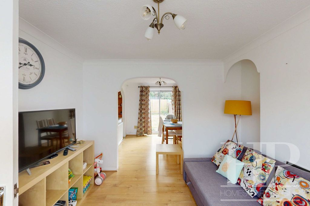 Property photo 3 of 22