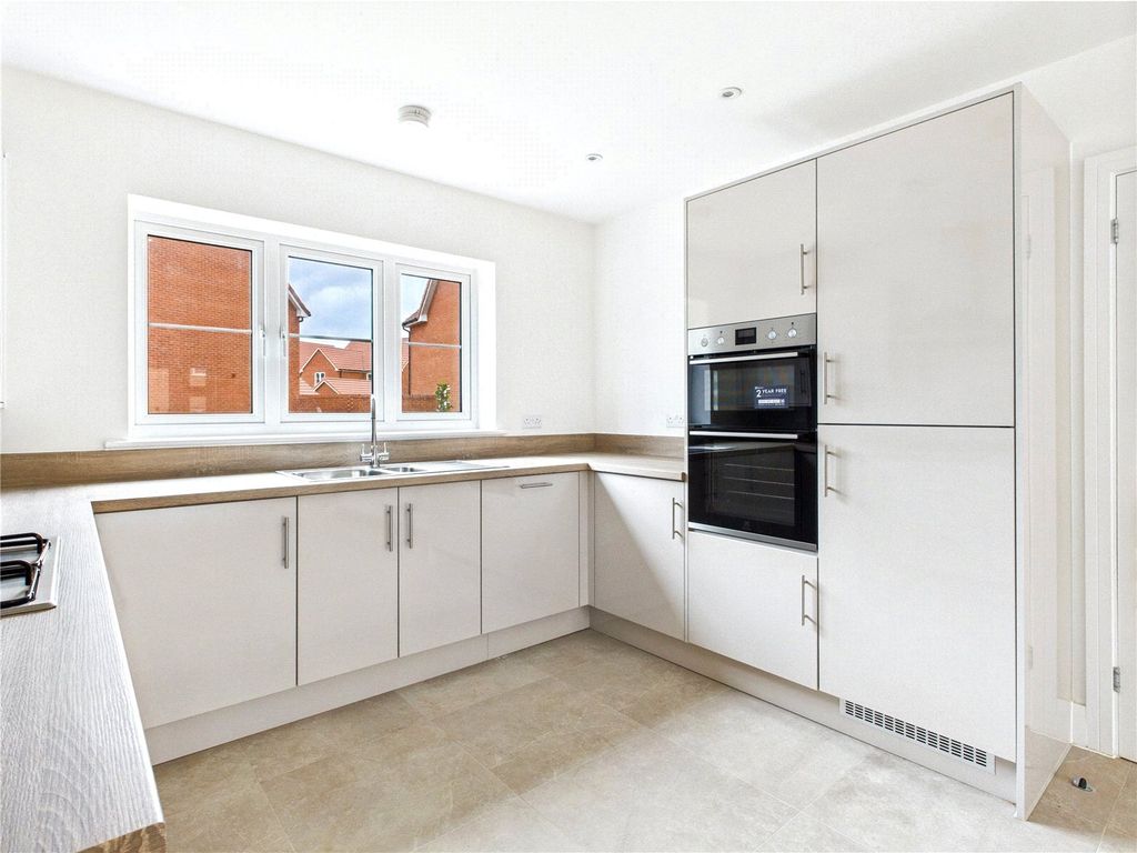 Property photo 3 of 12 Picture No. 25