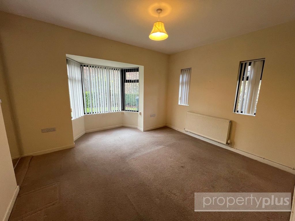 Property photo 3 of 17 Picture No. 12