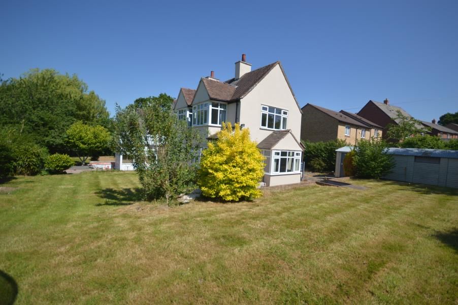 Property photo 3 of 25