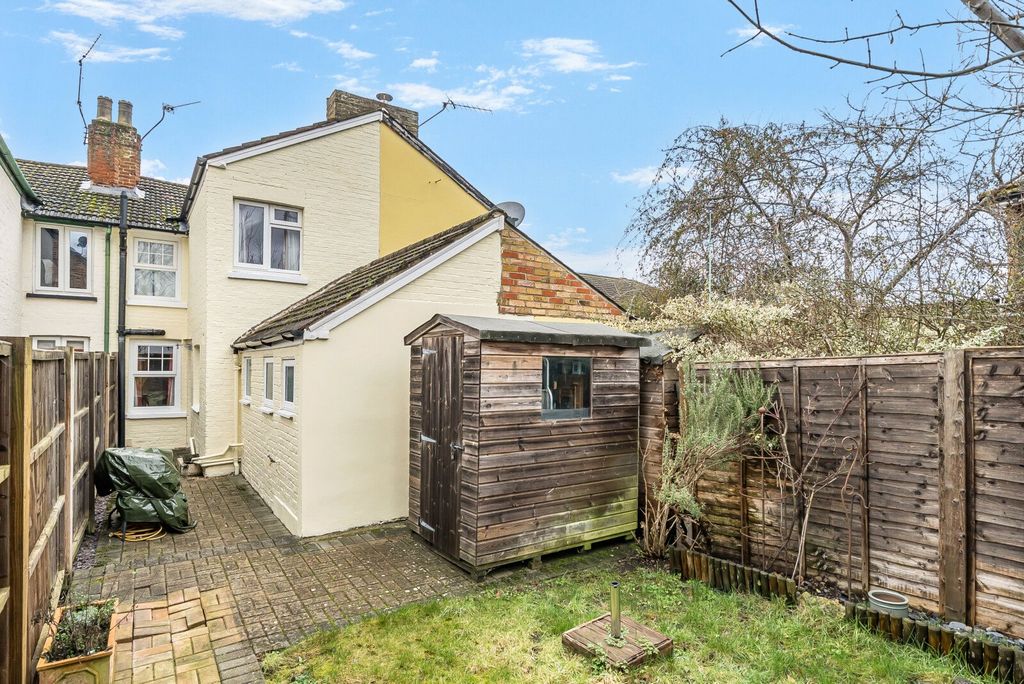 Additional image 16 of 3 bed terraced house for saleNew Road, Weybridge KT13