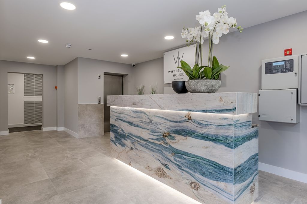 Property photo 3 of 9 Whyteleafe House ...