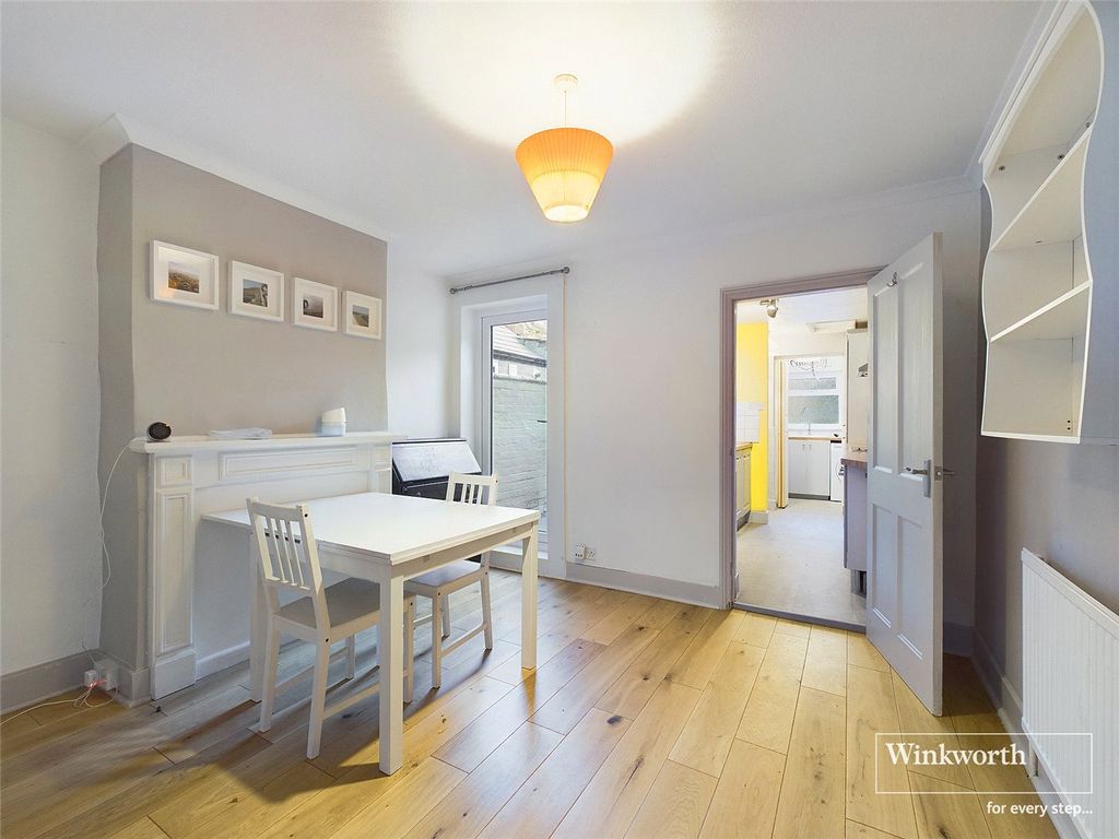 Property photo 3 of 9 Picture No. 16