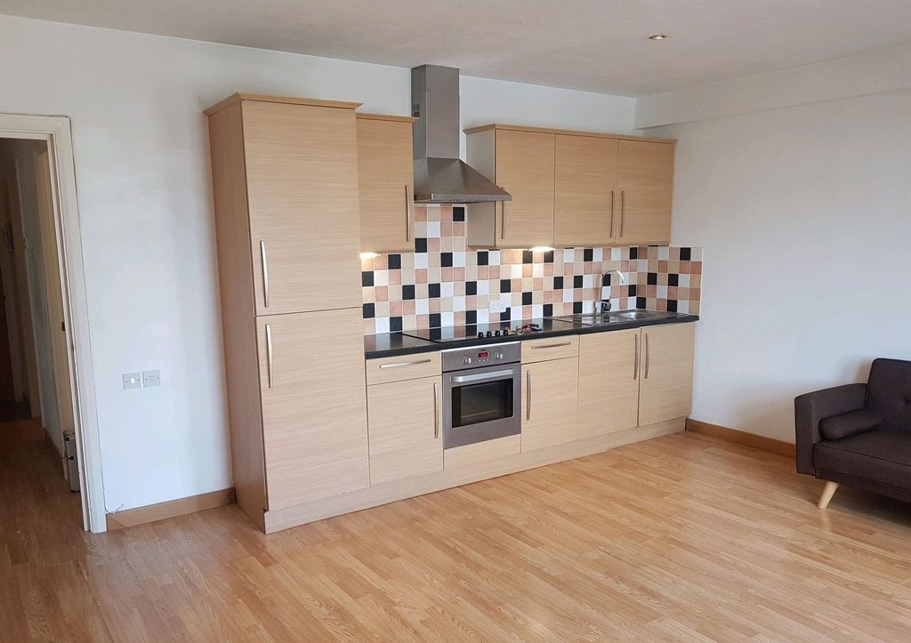 Property photo 2 of 7