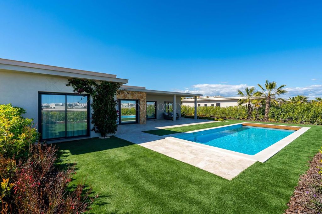 Property photo 1 of 30