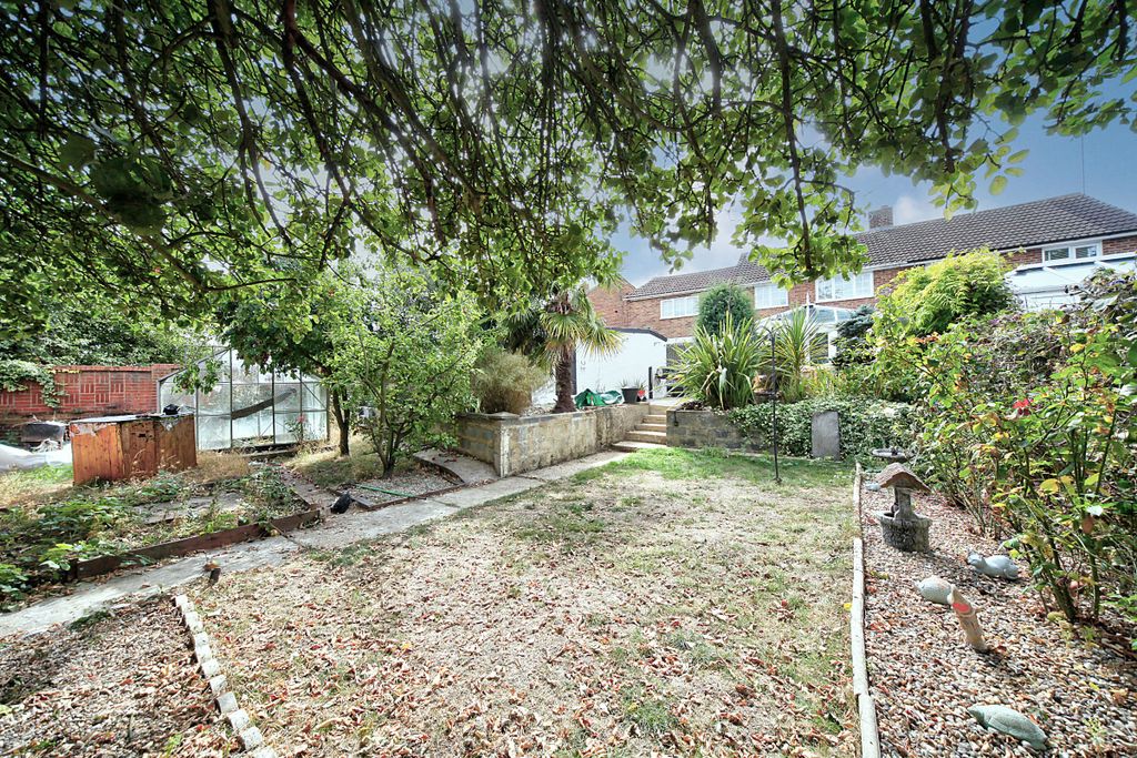 Property photo 2 of 24