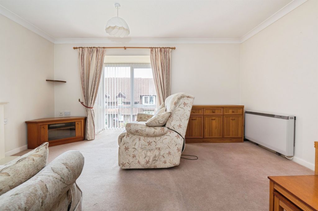 Property photo 3 of 16