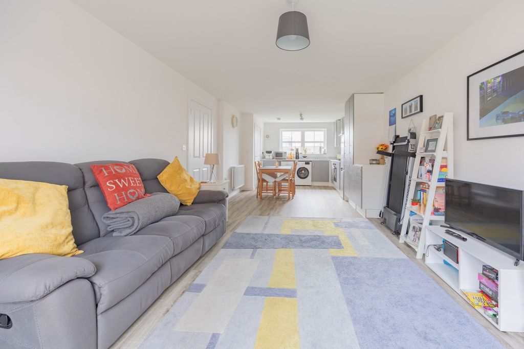 Property photo 3 of 19 Ewemovetaunton Boles Road (3)