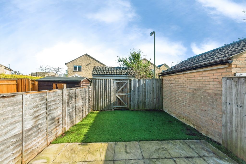 Property photo 2 of 17